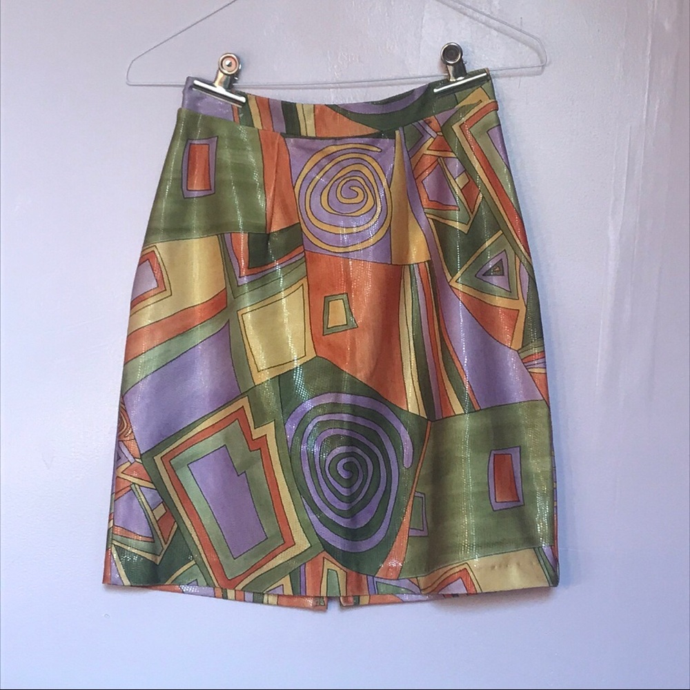 Vintage graphic skirt✴️🌀💜 - Picture 7 of 8